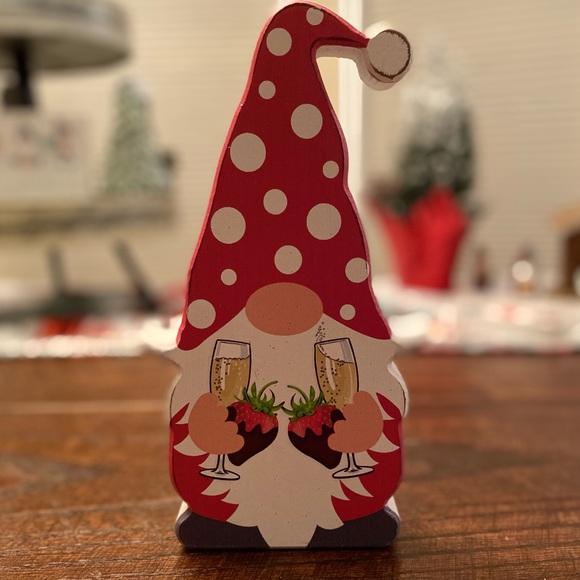 Valentine's Day Gnome Wood Sign, Gnome With Champagne & Chocolate Strawberries - Picture 12 of 12